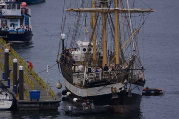 20 September 2022 - 16:14:42
Finally all lined up and read to moor.
----------------------
Tall ship Pelican of London arrives in Dartmouth